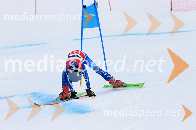 12. Mini pokal Vitranc, tekmovanje za otroke v smučanju