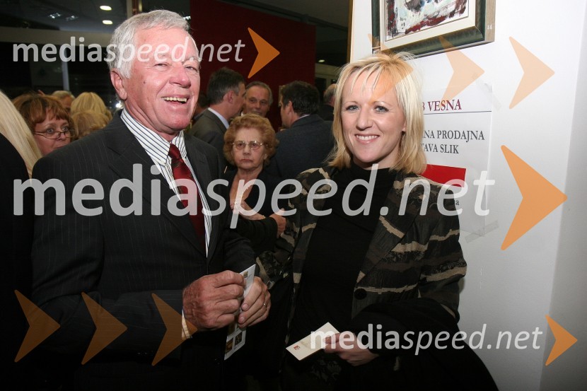 Tone Vogrinec, nekdanji direktor alpskih smučarskih disciplin in direktor smučarskega sklada in ...Podelitev priznanj Mestne občine Maribor za leto 2009 in razglasitev častnega občana