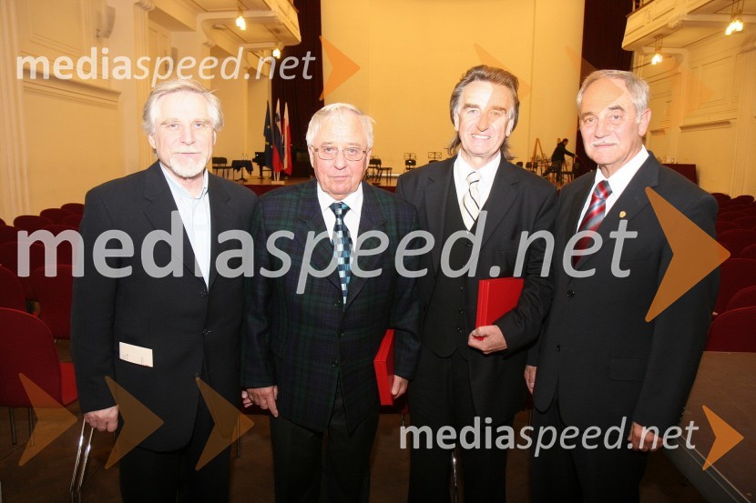 Mag. Franci Pivec, predsednik Zveze kulturnih društev Maribor in svetovalec direktorja na Inštitutu informacijskih znanosti Maribor ter prejemnik zlatega grba mesta Maribor, prim. prof. dr. Elko Borko, zdravnik ter prejemnik srebrnega grba mesta Maribor, Valter Pristovnik, predsednik športnega društva Invalid Maribor in ŽNTK Finea Maribor ter prejemnik bronastega grba mesta Maribor in Rudi Moge, nekdanji poslanec DZ in predsednik sveta SNG Maribor ter prejemnik priznanja častni občanPodelitev priznanj Mestne občine Maribor za leto 2009 in razglasitev častnega občana