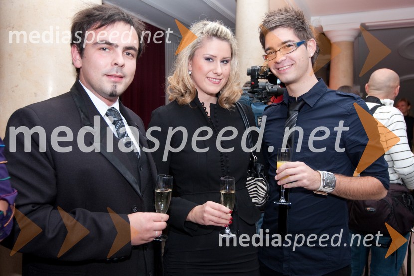 Dejan Debelak, piarovec glasbene agencije Lendero&Co., Maja Majkič in Denis Škerget, igralecFemme Fatale 2009