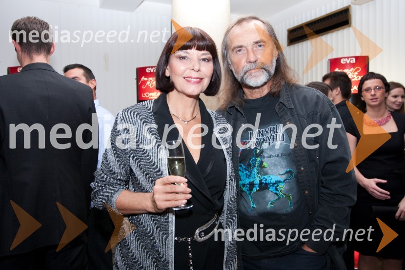 Nina Gazibara, nekdanja manekenka in Dragan Bulič, glasbeni urednik Radia SlovenijaFemme Fatale 2009