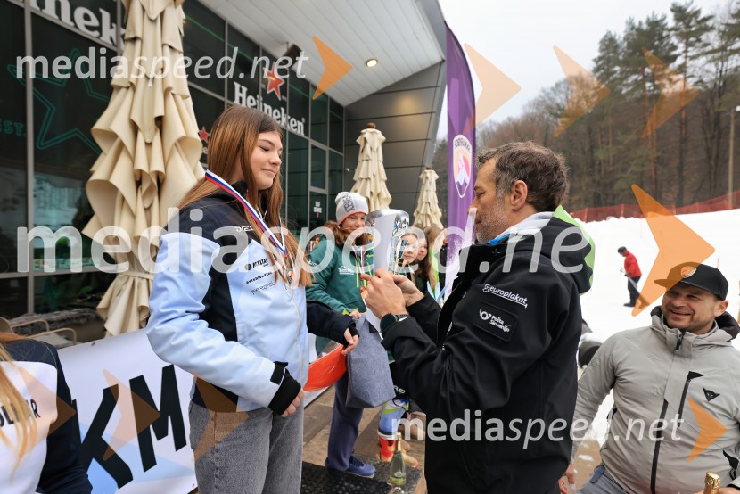 VN ARGETA  DP v slalomu U14 in U 16, podelitev nagrad najboljšim