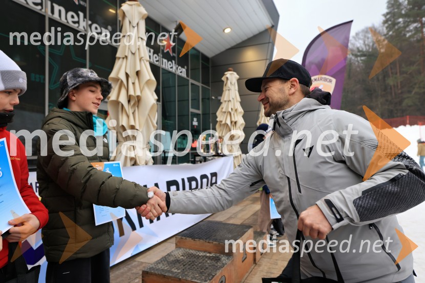 VN ARGETA  DP v slalomu U14 in U 16, podelitev nagrad najboljšim