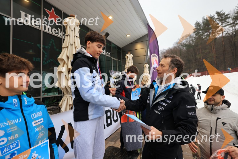 VN ARGETA  DP v slalomu U14 in U 16, podelitev nagrad najboljšim