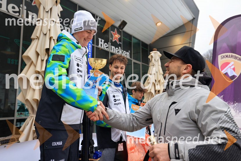 VN ARGETA  DP v slalomu U14 in U 16, podelitev nagrad najboljšim
