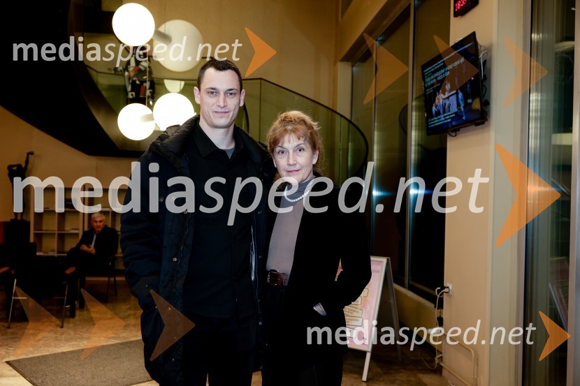 Premiera Življenje podeželjskih plejbojev, Cankarjev dom