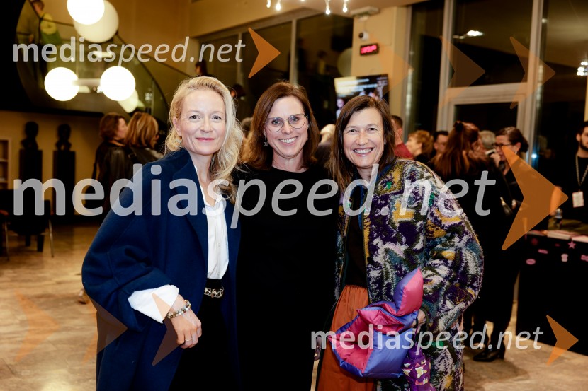 Premiera Življenje podeželjskih plejbojev, Cankarjev dom