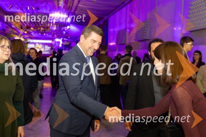 Razstava Čivki iz preteklosti, Cankarjev dom