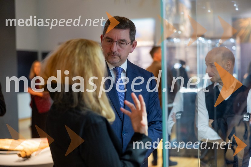 Razstava Čivki iz preteklosti, Cankarjev dom