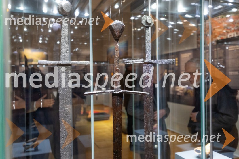 Razstava Čivki iz preteklosti, Cankarjev dom