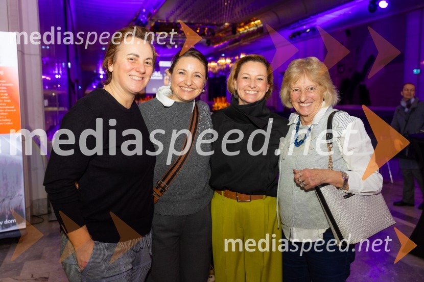 Razstava Čivki iz preteklosti, Cankarjev dom