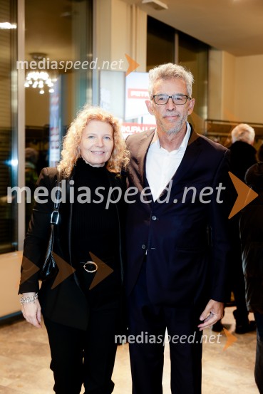 Premiera Življenje podeželjskih plejbojev, Cankarjev dom