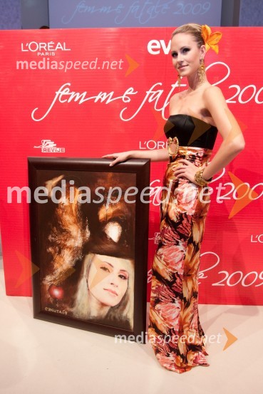 Jerneja Podbevšek Zhembrovskyy, balerina, manekenka in Femme fatale 2009Femme Fatale 2009