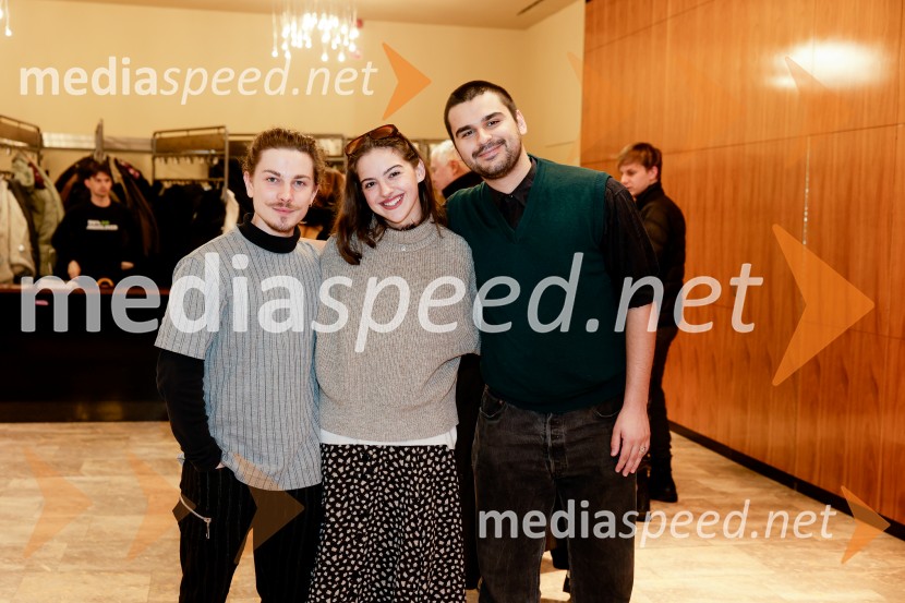 Premiera Življenje podeželjskih plejbojev, Cankarjev dom