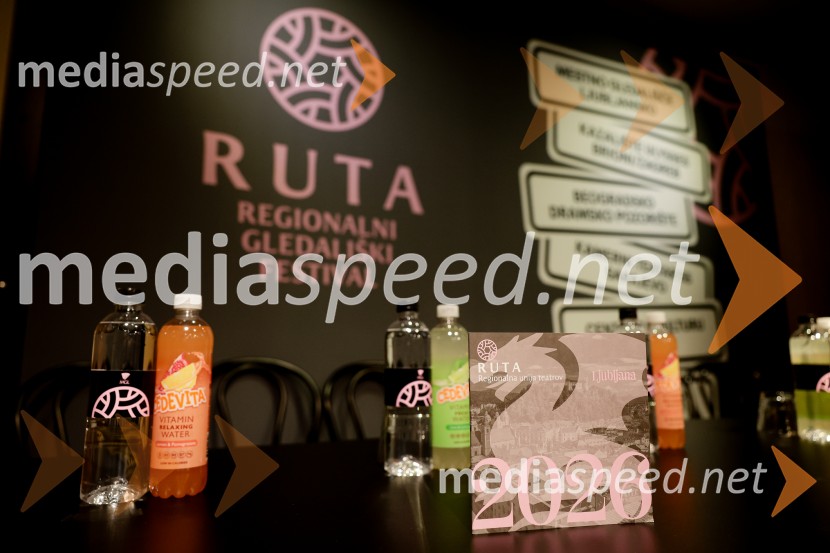 Premiera Življenje podeželjskih plejbojev, Cankarjev dom