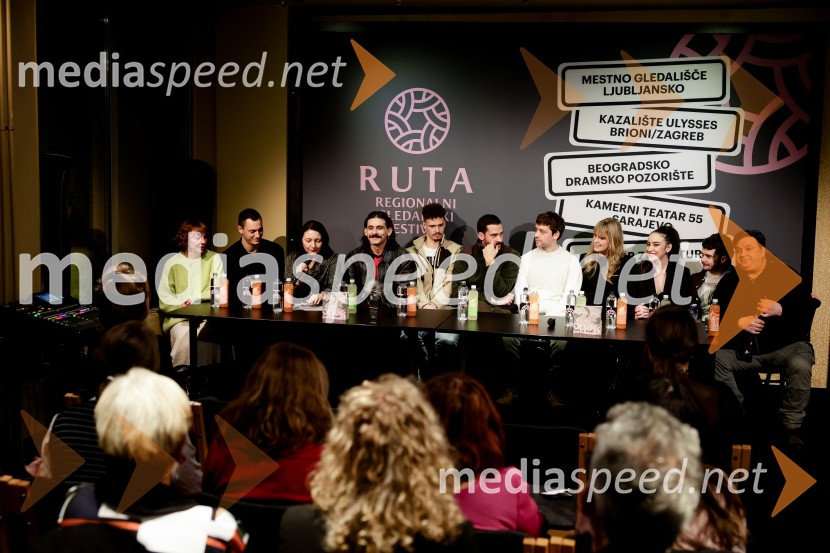 Premiera Življenje podeželjskih plejbojev, Cankarjev dom