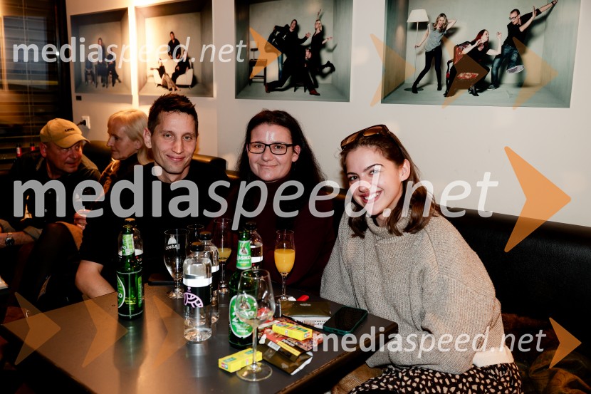 Premiera Življenje podeželjskih plejbojev, Cankarjev dom