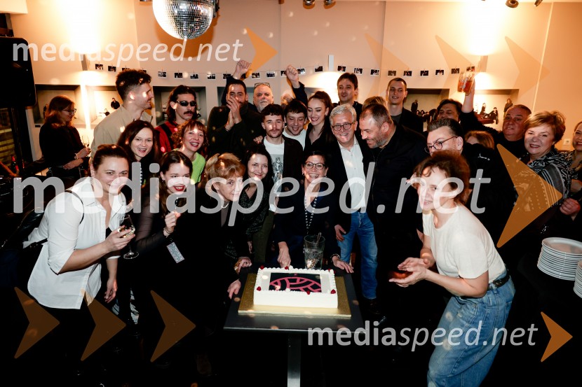 Premiera Življenje podeželjskih plejbojev, Cankarjev dom