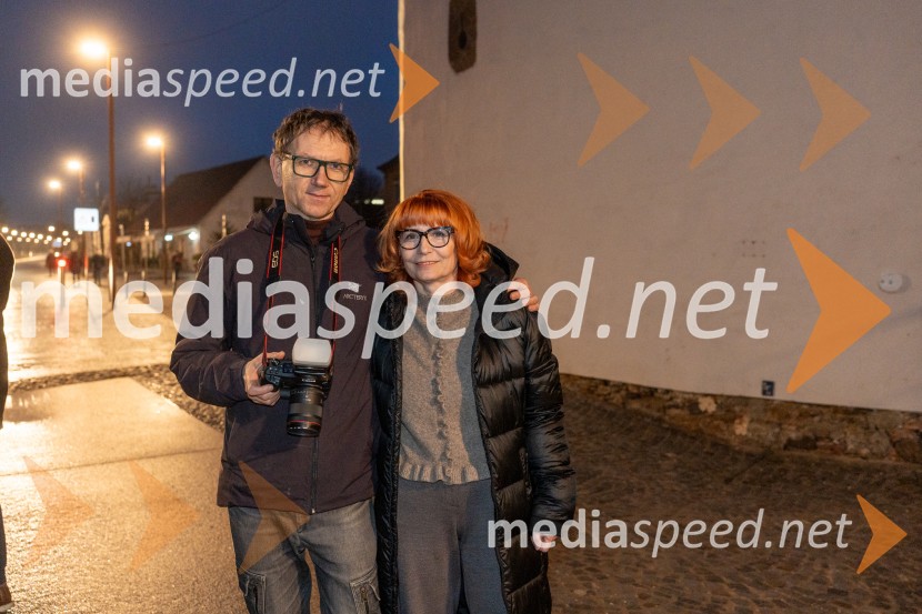 Skrinjica sinjega maka, premiera Lutkovno gledališče Maribor