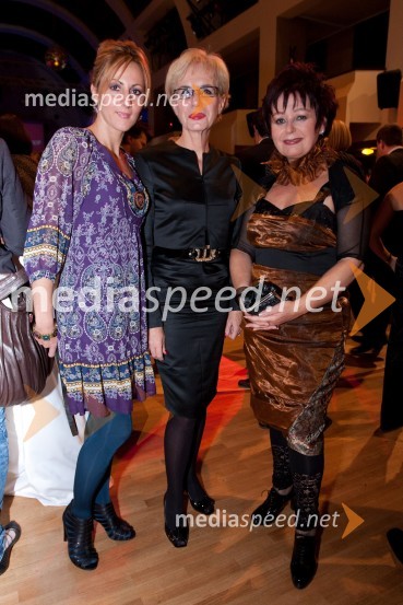 	Alenka Bikar, nekdanja atletinja, Metka Premerl, slavistka in Zdenka Kahne, lastnica in direktorica kozmetike KahneFemme Fatale 2009