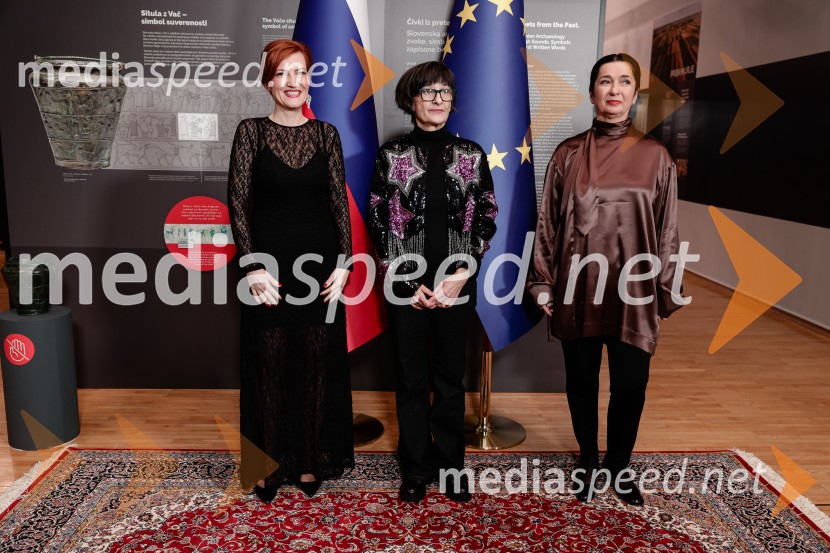 Proslava ob slovenskem kulturnem prazniku s podelitvijo Prešernovih nagrad in nagrad Prešernovega sklada