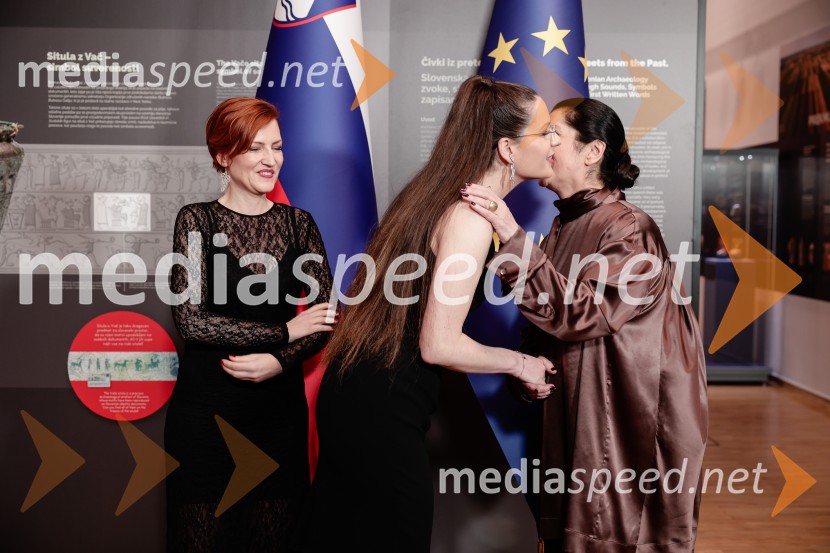 Proslava ob slovenskem kulturnem prazniku s podelitvijo Prešernovih nagrad in nagrad Prešernovega sklada