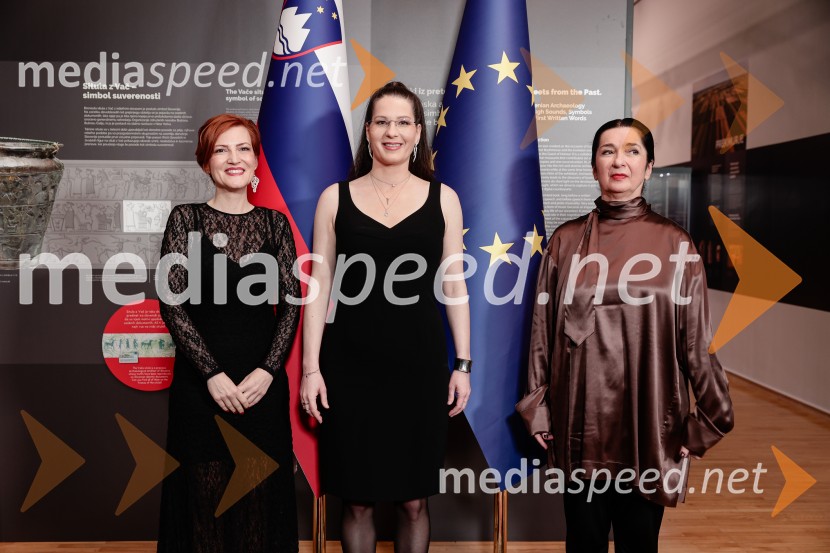 Proslava ob slovenskem kulturnem prazniku s podelitvijo Prešernovih nagrad in nagrad Prešernovega sklada