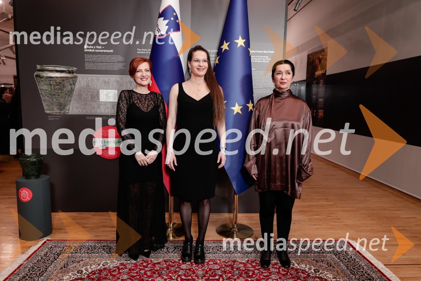 Proslava ob slovenskem kulturnem prazniku s podelitvijo Prešernovih nagrad in nagrad Prešernovega sklada