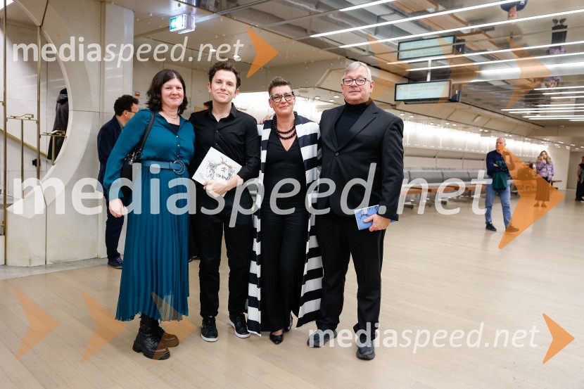 Proslava ob slovenskem kulturnem prazniku s podelitvijo Prešernovih nagrad in nagrad Prešernovega sklada