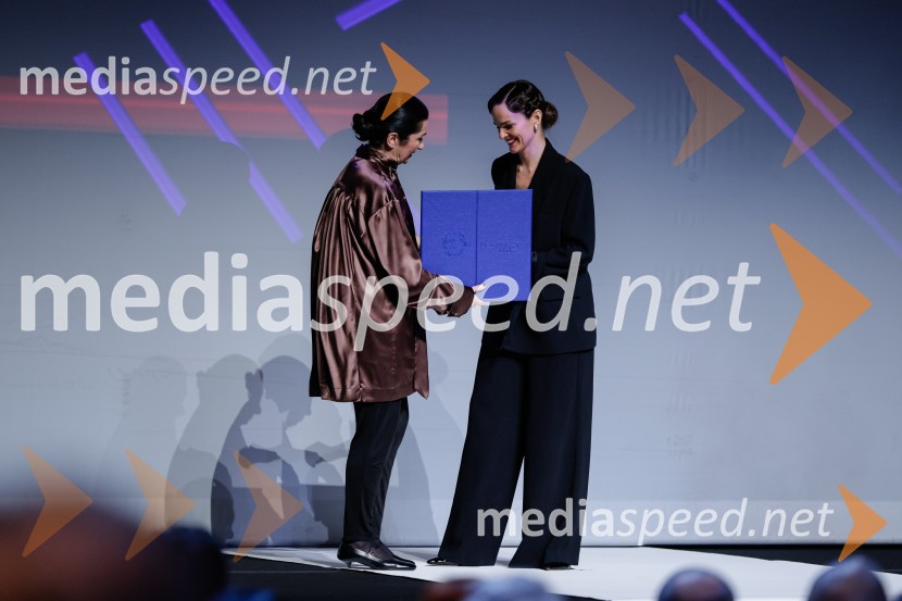 Proslava ob slovenskem kulturnem prazniku s podelitvijo Prešernovih nagrad in nagrad Prešernovega sklada