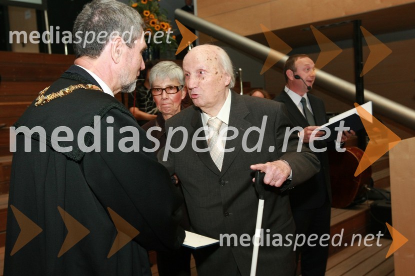 Prof. dr. Ludvik Trauner, dekan Fakultete za gradbeništvo UM in prof. Egon Žitnik50. obletnica tehniških fakultet Univerze v Mariboru