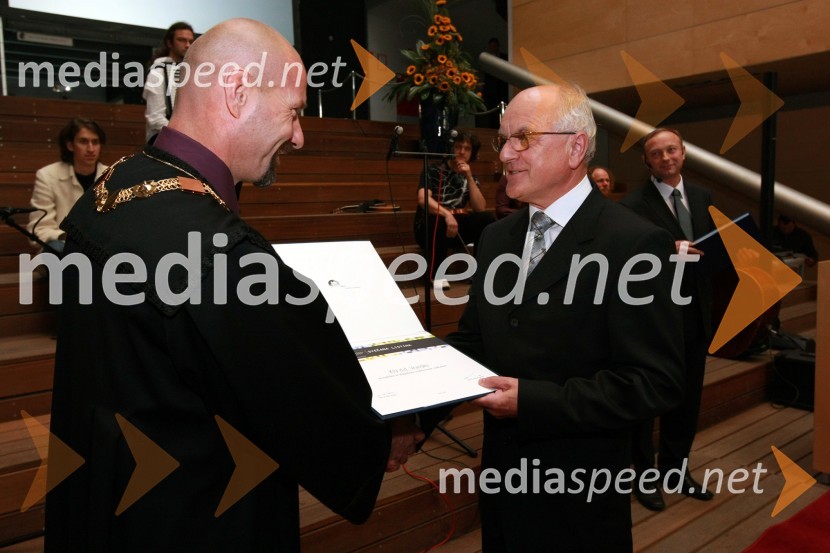 Prof. dr. Niko Samec, dekan Fakultete za strojništvo UM in Ciril Vedlin, pomočnik direktorja podjetja KIV d.d. Vransko50. obletnica tehniških fakultet Univerze v Mariboru
