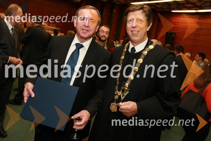 Jože Colarič, predsednik uprave in generalni direktor podjetja Krka d.d. in prof. dr. Željko Knez, dekan Fakultete za kemijo in kemijsko tehnologijo UM50. obletnica tehniških fakultet Univerze v Mariboru