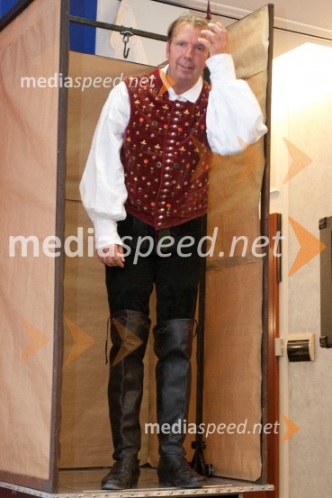 Gianni Rijavec, pevecV meni bije slovensko srce, promocija pesmi Giannija Rijavca