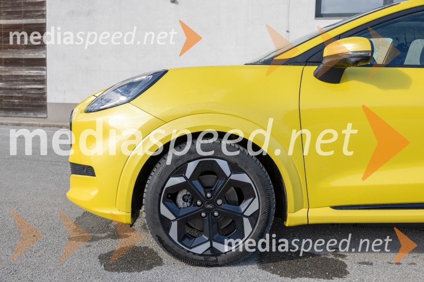 FORD PUMA GEN-E PREMIUM