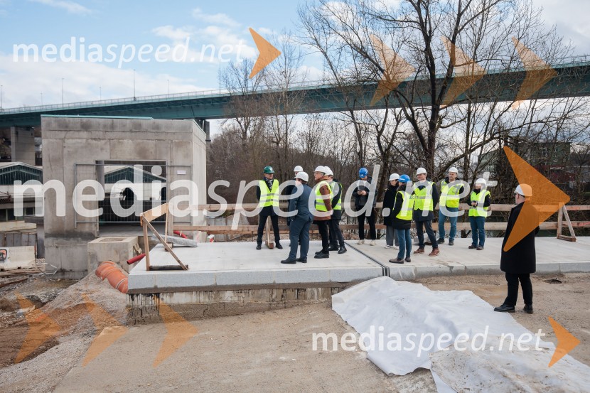 Vlada Republike Slovenije obiskala Kranj