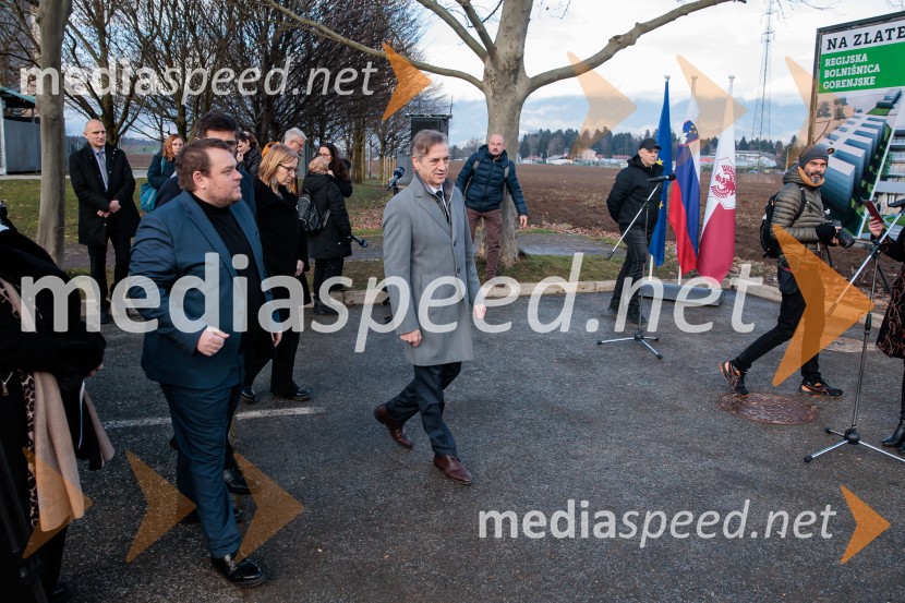 Vlada Republike Slovenije obiskala Kranj