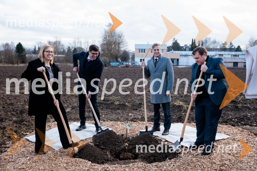 Vlada Republike Slovenije obiskala Kranj