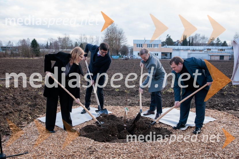 Vlada Republike Slovenije obiskala Kranj