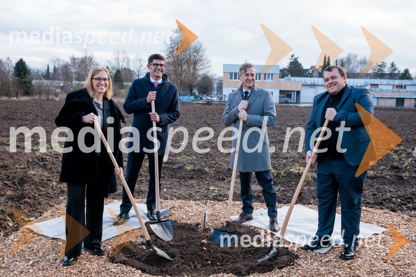 Vlada Republike Slovenije obiskala Kranj