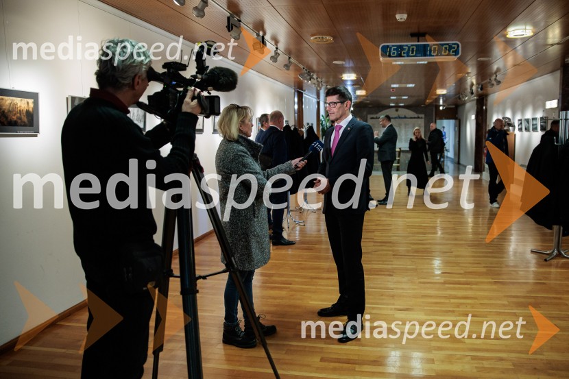 Vlada Republike Slovenije obiskala Kranj