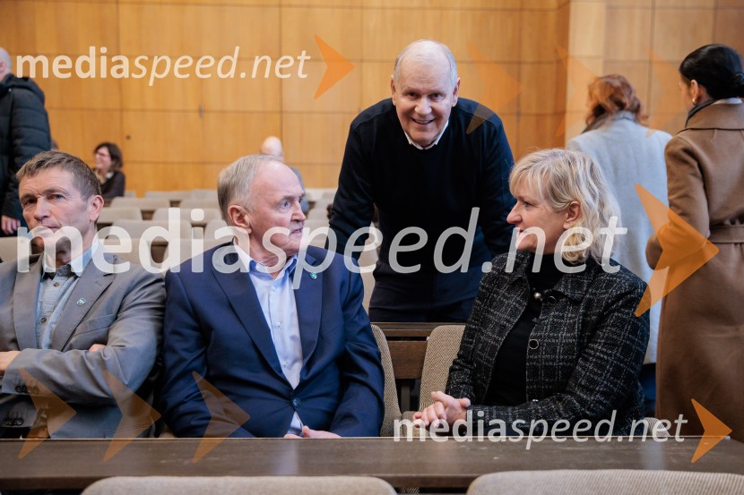 Vlada Republike Slovenije obiskala Kranj