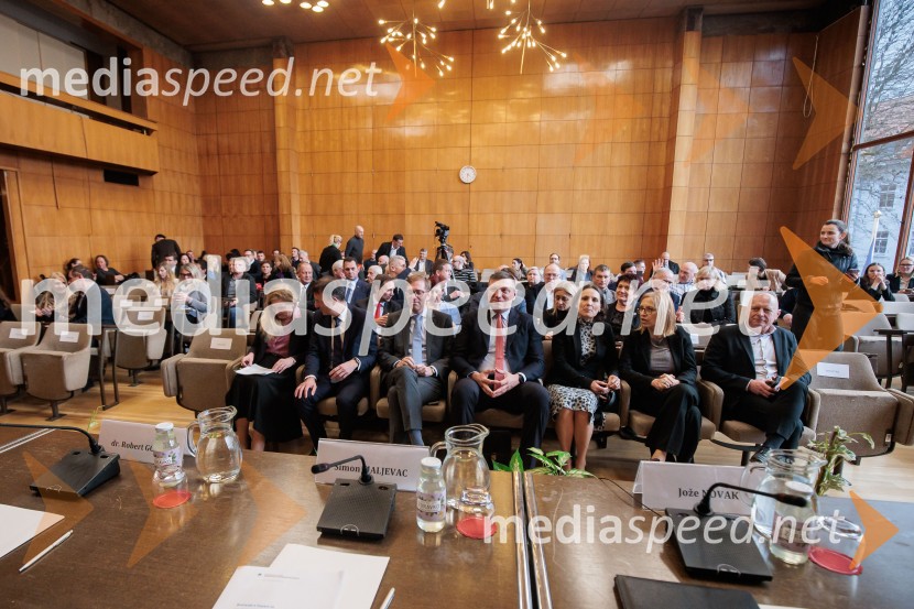 Vlada Republike Slovenije obiskala Kranj