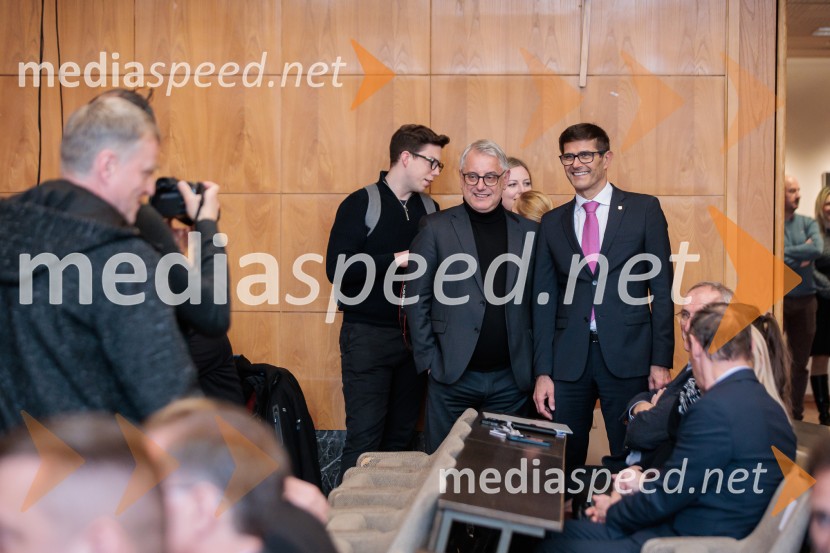 Vlada Republike Slovenije obiskala Kranj