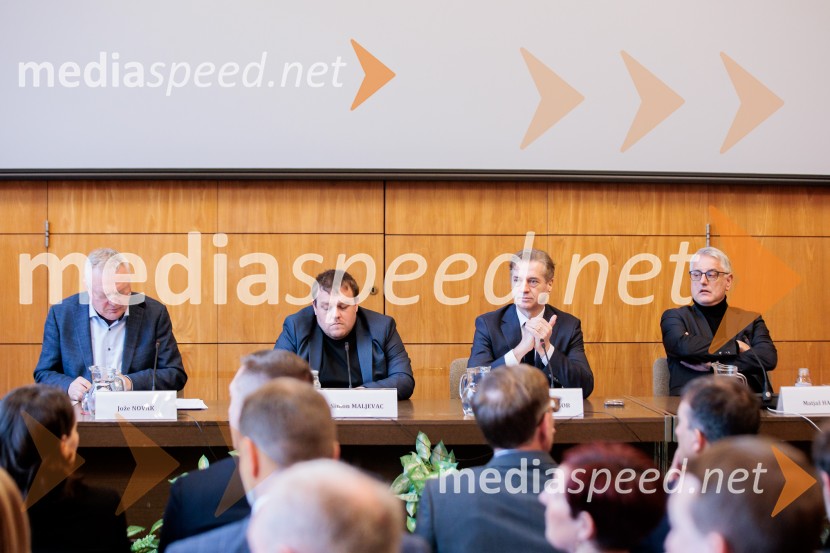 Vlada Republike Slovenije obiskala Kranj