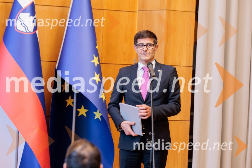 Vlada Republike Slovenije obiskala Kranj