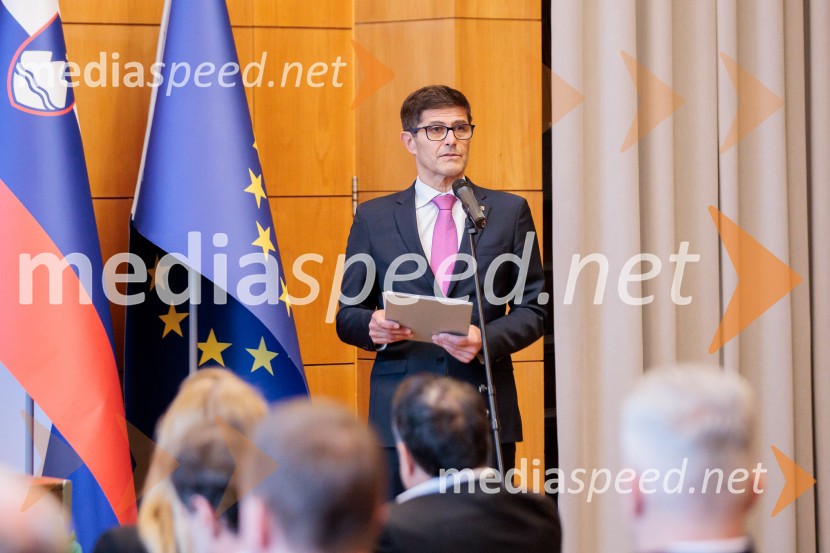 Vlada Republike Slovenije obiskala Kranj