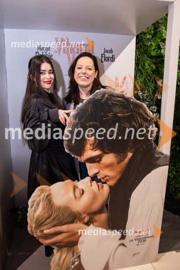 Viharni vrh, premiera filma