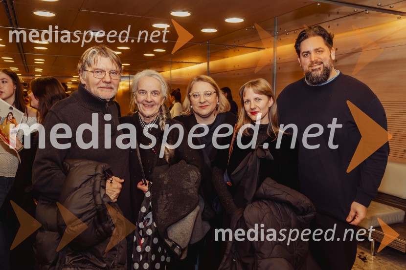 SREČKONSTRIPredstava je res čuden naslov za predstavo