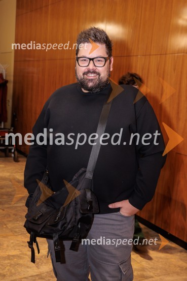 Leta, premiera, Mestno gledališče Ljubjansko